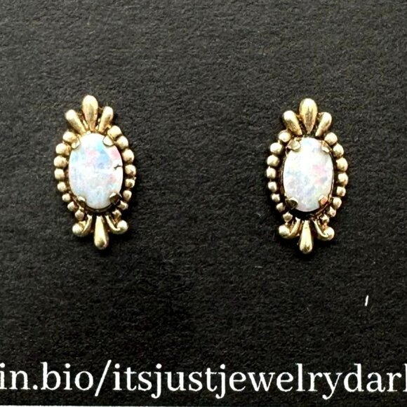 Womens Earrings 14K Yellow Gold Oval Opal Pierced Studs Best Gift Idea - Picture 1 of 5